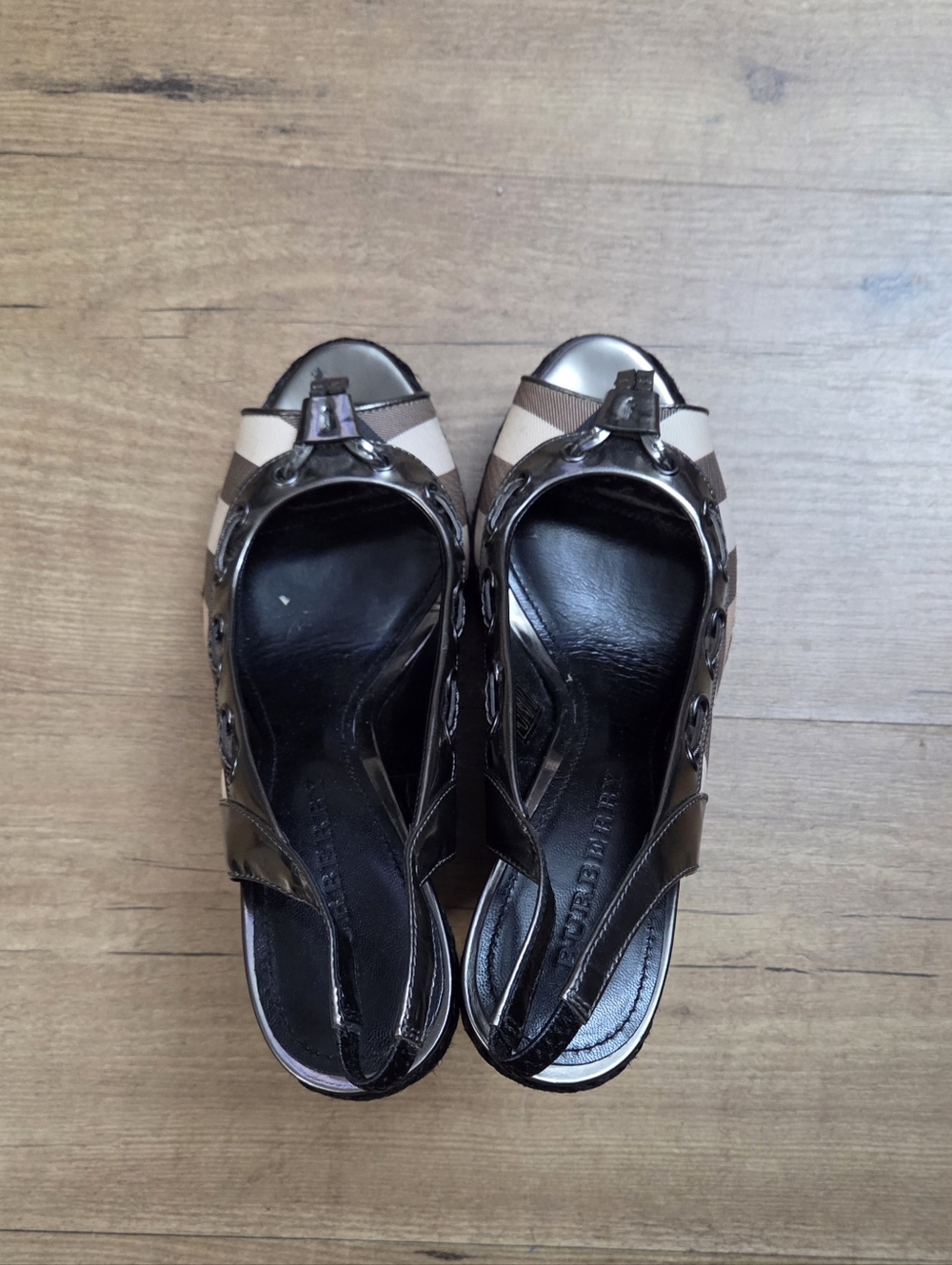 Burberry Espadrille Wedge - Picture 7 of 16